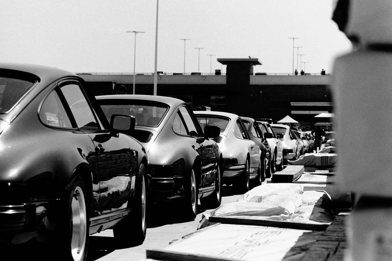Illustration for article titled Here Are Some Glorious Black And White Photos From Luftgekühlt, The Air-Cooled Porsche Heaven